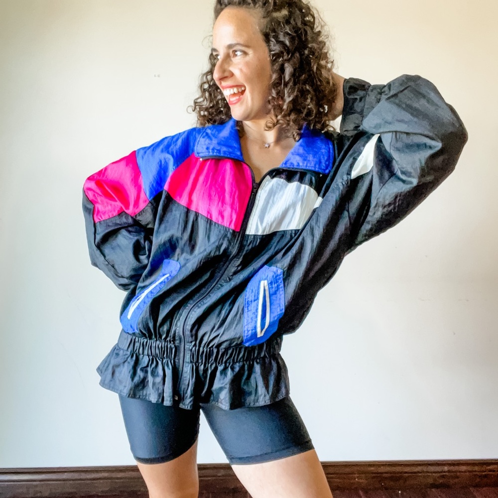 Retro Windbreaker - Picture 2 of 12
